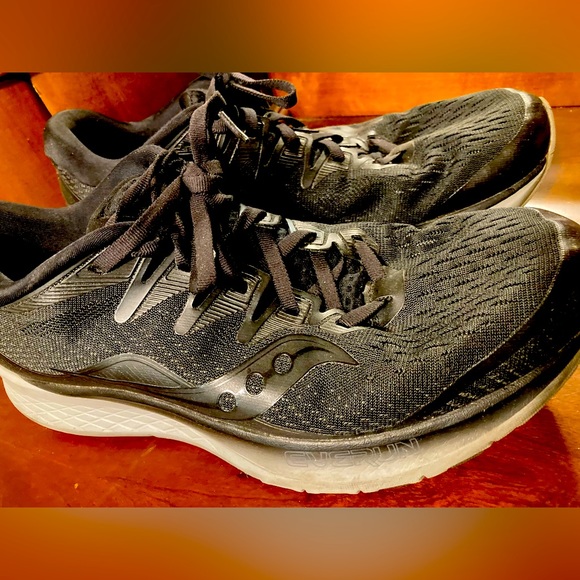 Saucony Everun Women’s Athletic Sneakers Size 10.5B - Picture 1 of 4